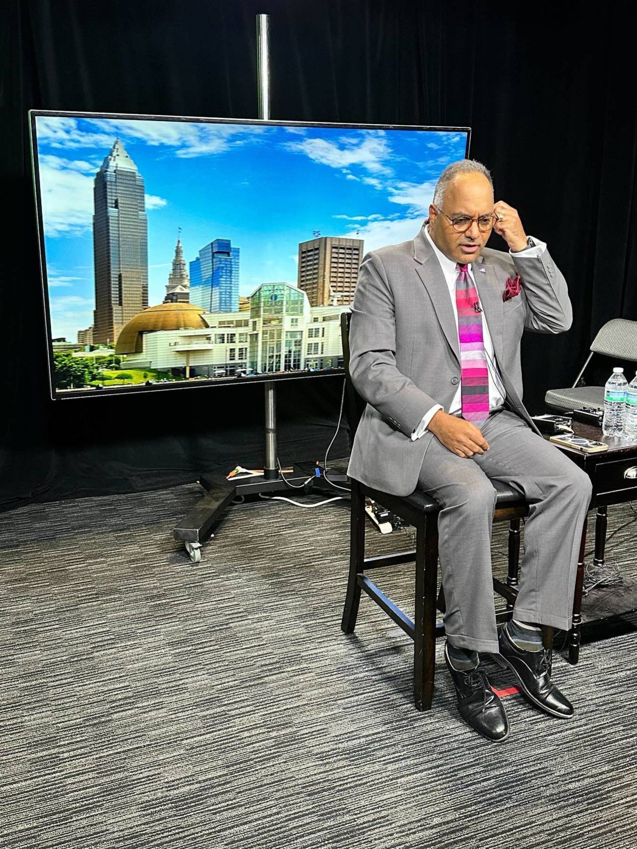 Aarav Bravus in studio